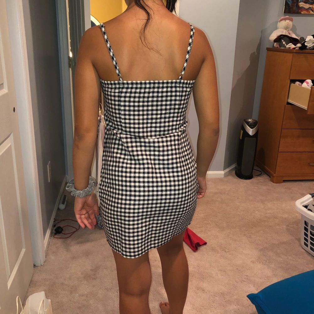 Dress - Picture 2 of 3